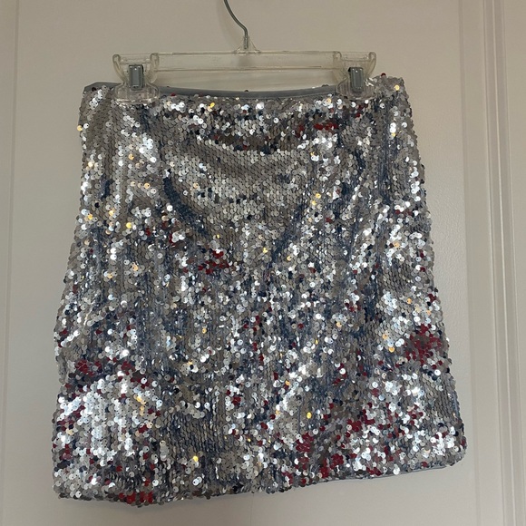 Forever 21 sequin miniskirt - Picture 2 of 3